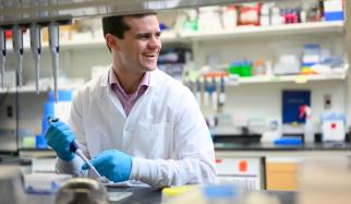 HST MEMP PhD student Louis DeRidder