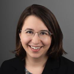 Lydia Flier headshot